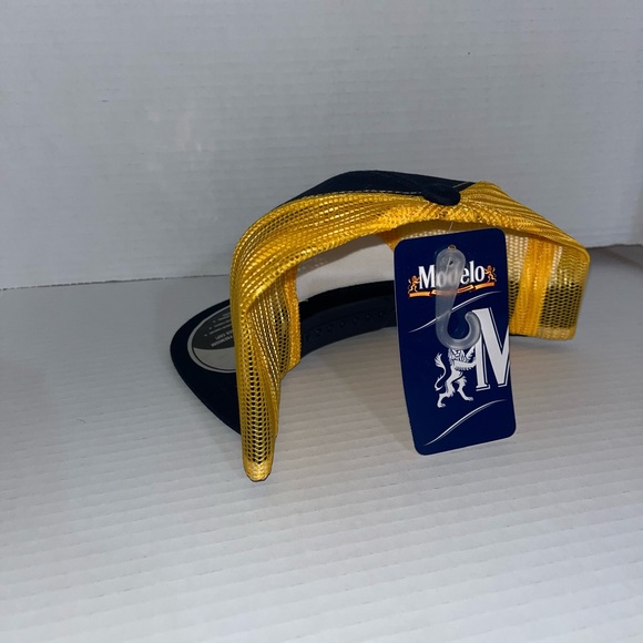 Modelo SnapBack - Picture 2 of 2